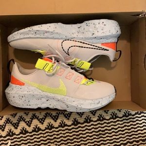 Nike  Crater Impact Size 6.5  in Women’s